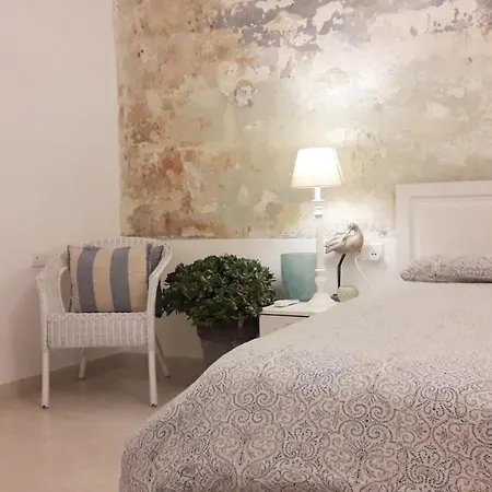 The Island Central Rooms