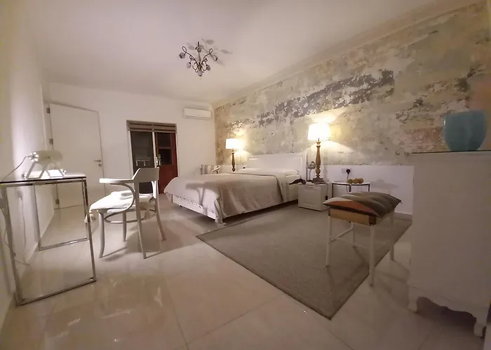 The Island Hostel Pieta